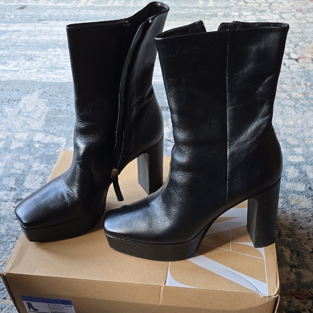 Zara Black Platform Boots